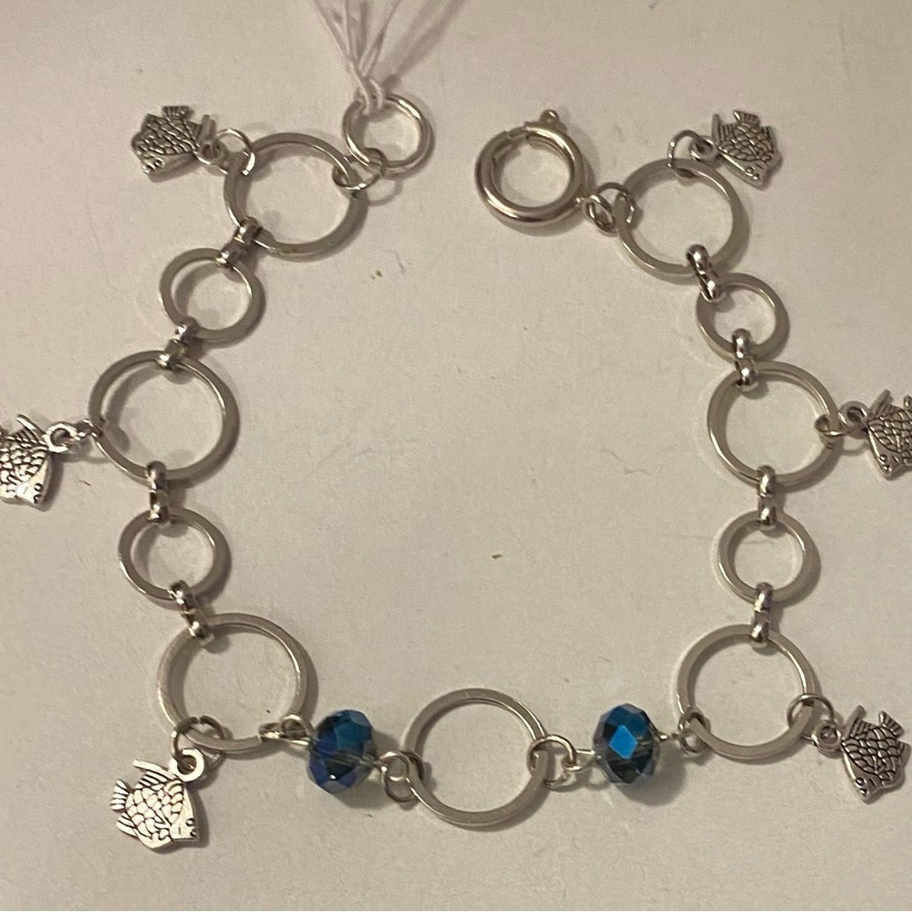 NEW Summer theme fish charm bracelet